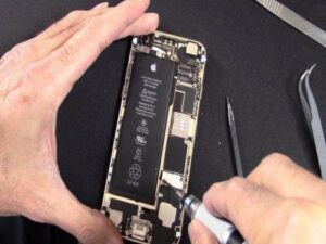Giá sửa chữa iPhone tại Thumuavn được công khai rõ ràng